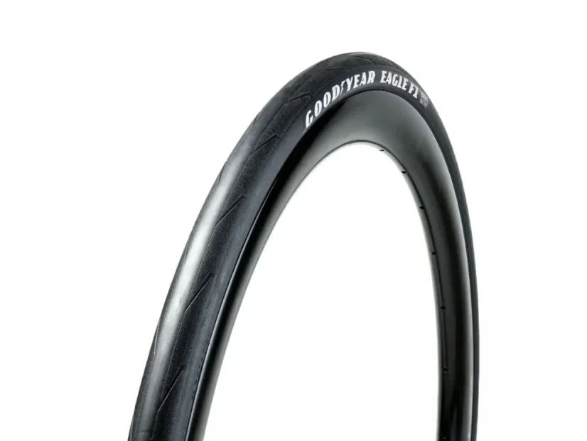 Goodyear Eagle F1 silniční plášť kevlar Black