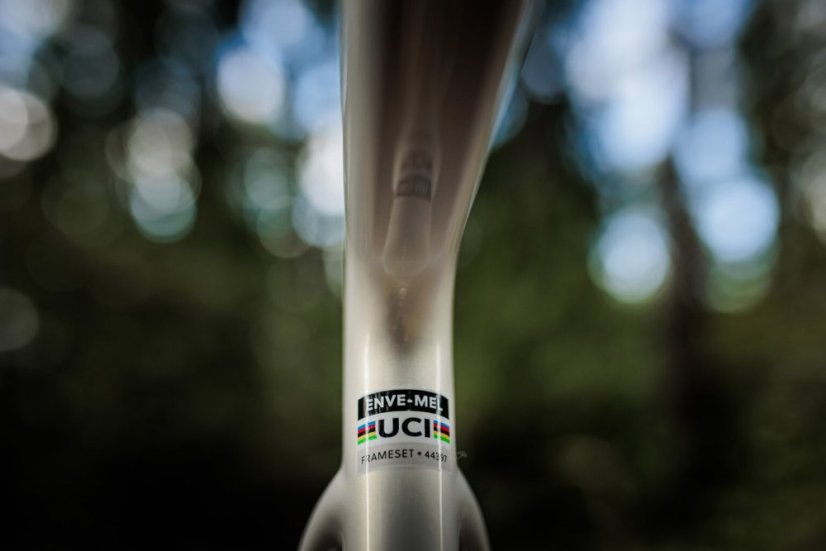 Silniční kolo Enve Melee, Shimano Dura-Ace Di2 - Velikost kola: 56